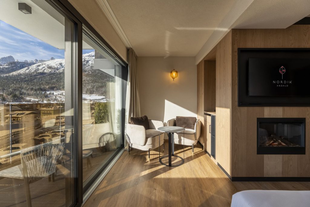 camera-deluxe-panorama-in-hotel-nordik-ad-andalo-new-4
