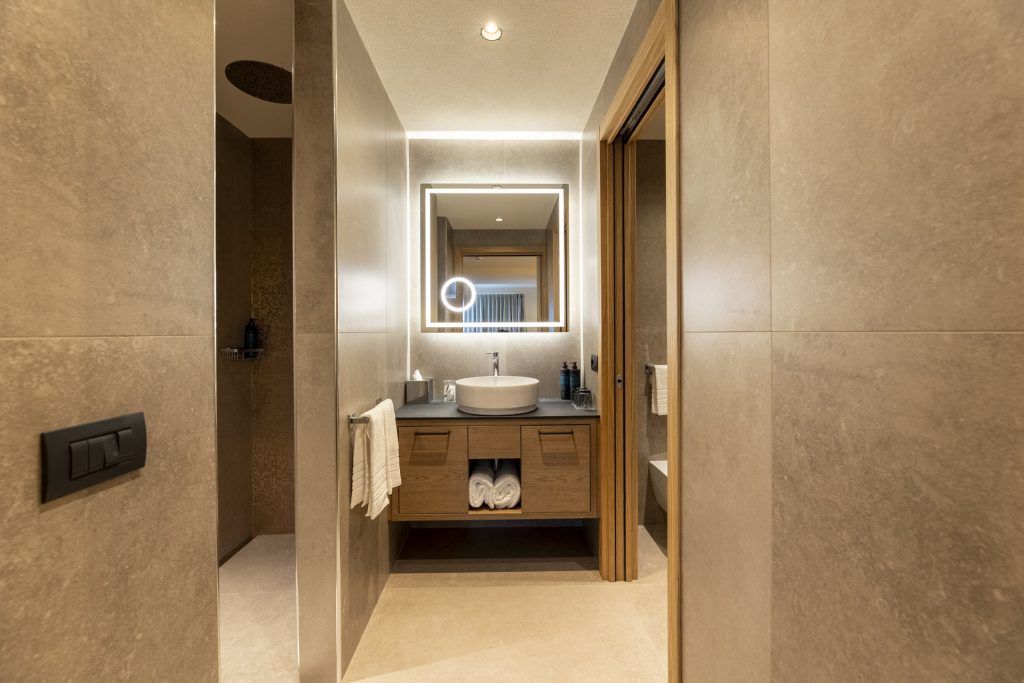 camera-junior-suite-con-sauna-in-hotel-nordik-ad-andalo-new-7